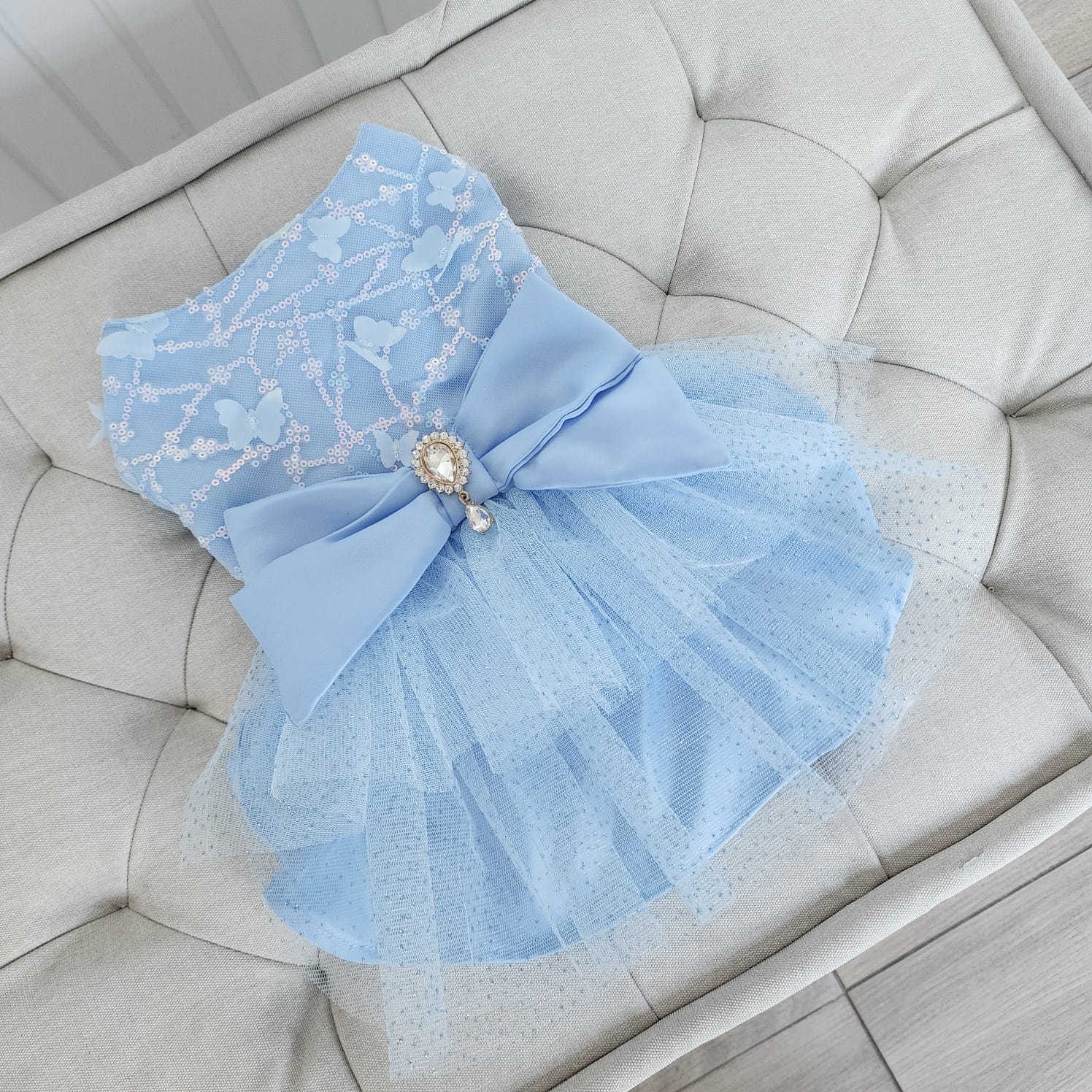 VESTIDO GALA MARIPOSA CELESTE